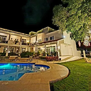  Bed & Breakfast Segovia Mexico
