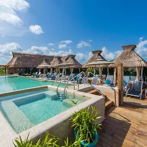 **** Hotel Naay Curamoria Collection Mexico